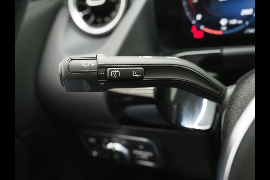 Mercedes-Benz GLA 250 e | Leder | Trekhaak | Camera | Adaptive Cruise | Memory | Keyless | Carplay