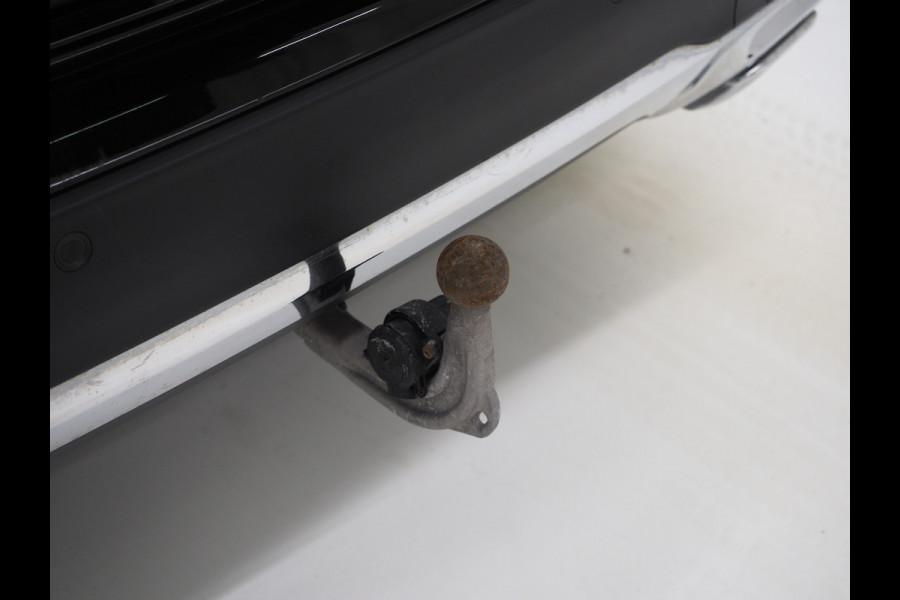 Mercedes-Benz GLA 250 e | Leder | Trekhaak | Camera | Adaptive Cruise | Memory | Keyless | Carplay