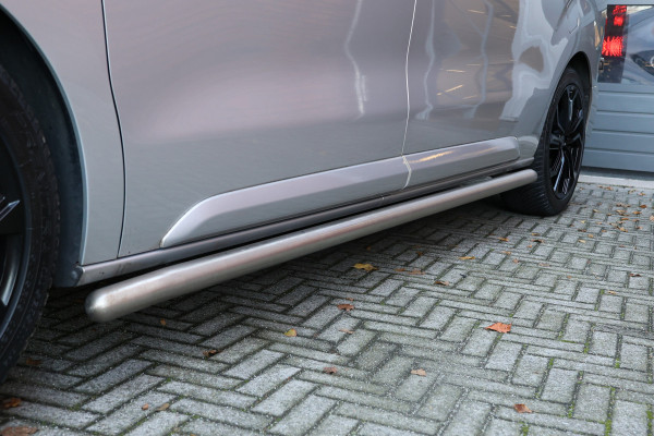 Peugeot Expert 2.0 BlueHDI 180 Premium Pack 177 PK | 3-Zitter | CarPlay | Camera | Dodehoek detector | Airco | Trekhaak | Lederen bekleding | Nieuwe APK | NAP Logisch