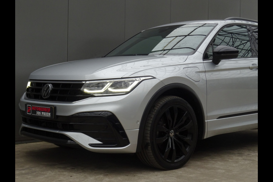 Volkswagen Tiguan 1.4 TSI eHybrid R-Line Business * PANORAMAKDAK * 40 KM ACCU RANGE !!
