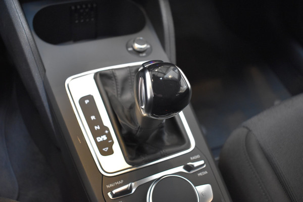 Audi Q2 35 TFSI S Edition Automaat Navi digi-cockpit el-achterklep