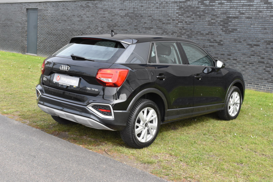 Audi Q2 35 TFSI S Edition Automaat Navi digi-cockpit el-achterklep