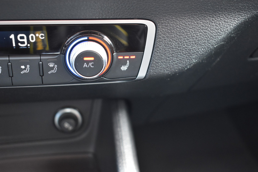 Audi Q2 35 TFSI S Edition Automaat Navi digi-cockpit el-achterklep