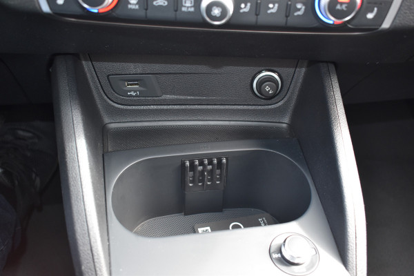 Audi Q2 35 TFSI S Edition Automaat Navi digi-cockpit el-achterklep