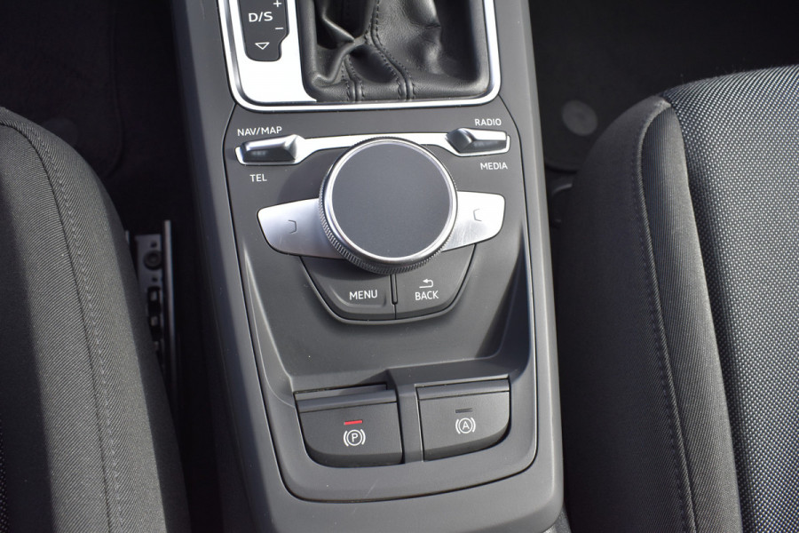 Audi Q2 35 TFSI S Edition Automaat Navi digi-cockpit el-achterklep