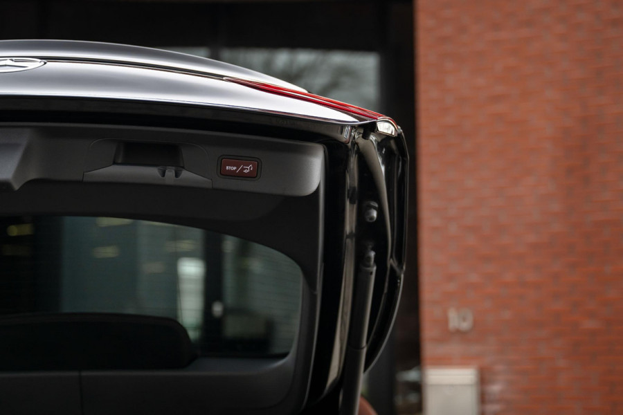 Mercedes-Benz GLC Coupé 250 4MATIC Premium Plus AMG ACC Pano 360° Night