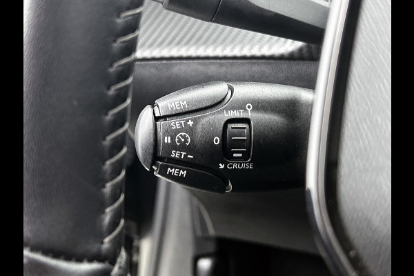 Peugeot e-208 EV Active 50 kWh (NAVIGATIE, PARKEERSENSOREN, CARPLAY, 1e EIGENAAR, GOED ONDERHOUDEN)