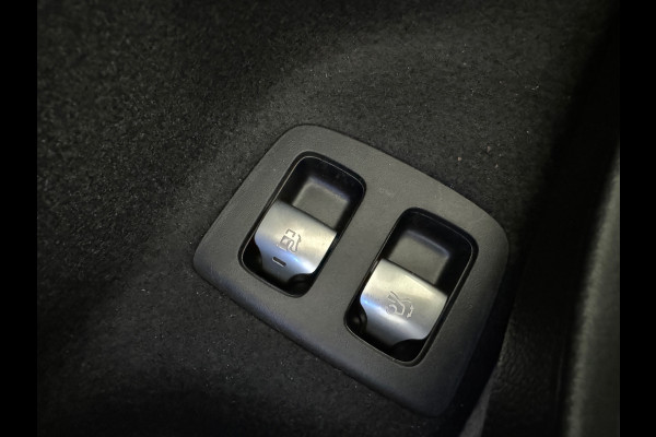 Mercedes-Benz E-Klasse Estate 300 e Luxury Line Pano|Memory