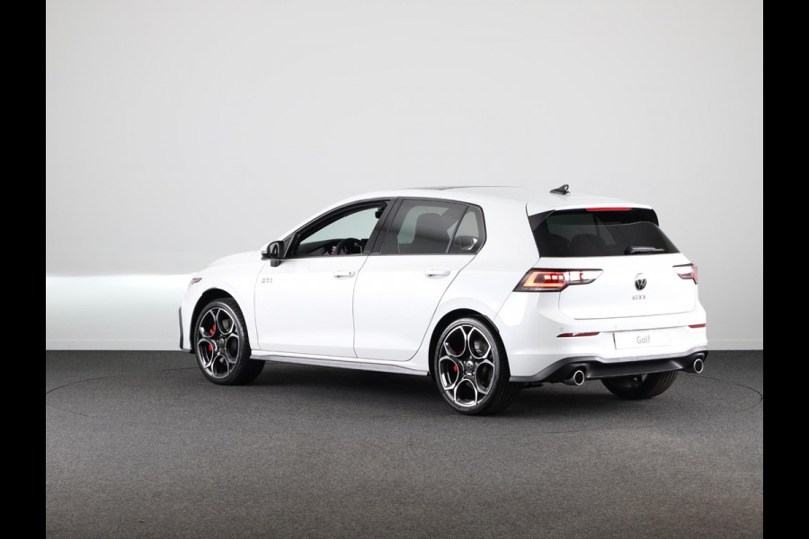 Volkswagen Golf GTI 2.0 195 kW / 265 pk TSI Hatchback 7 versn. DSG | Verlengde garantie | Panorama dak | Head up Display | Harman Kardon |