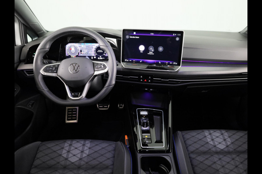 Volkswagen Golf variant R-Line Edition 1.5 eTSI 85 kW/116 pk Variant DSG | Private lease vanaf € 739,- pm |Matrix koplampen | 18 "LM velgen | Assistentie pakket |