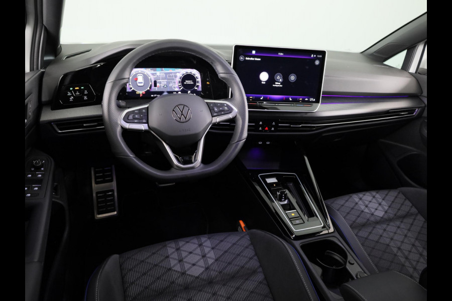 Volkswagen Golf variant R-Line Edition 1.5 eTSI 85 kW/116 pk Variant DSG | Private lease vanaf € 739,- pm |Matrix koplampen | 18 "LM velgen | Assistentie pakket |