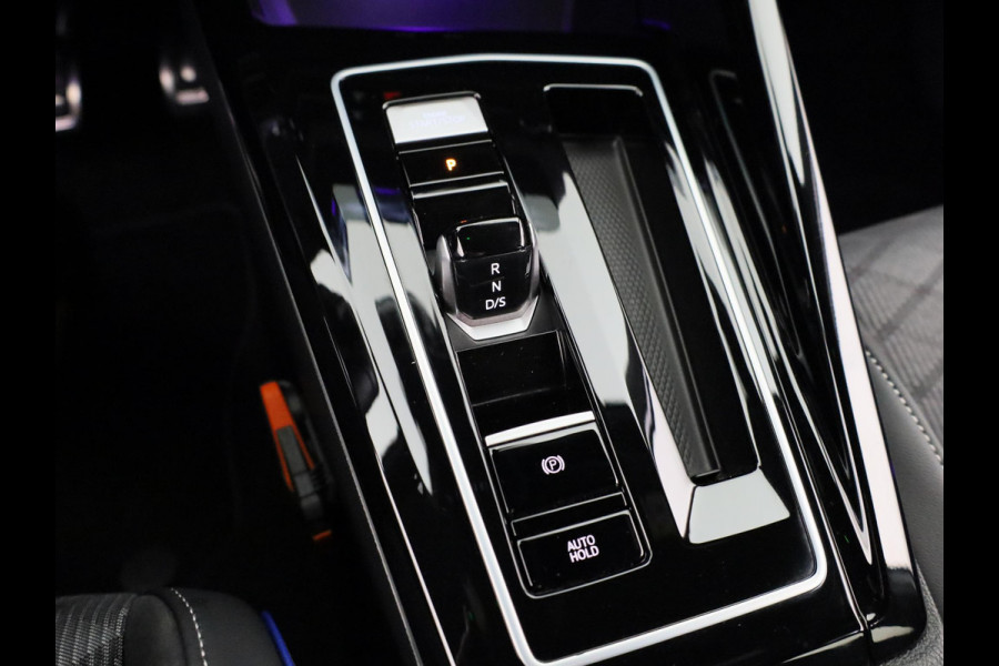 Volkswagen Golf variant R-Line Edition 1.5 eTSI 85 kW/116 pk Variant DSG | Private lease vanaf € 739,- pm |Matrix koplampen | 18 "LM velgen | Assistentie pakket |