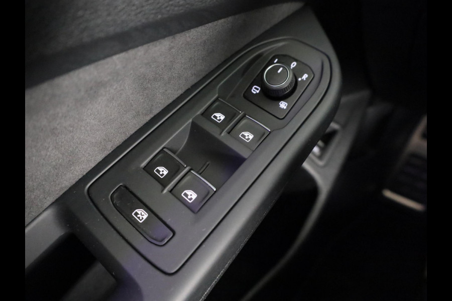 Volkswagen Golf variant R-Line Edition 1.5 eTSI 85 kW/116 pk Variant DSG | Private lease vanaf € 739,- pm |Matrix koplampen | 18 "LM velgen | Assistentie pakket |