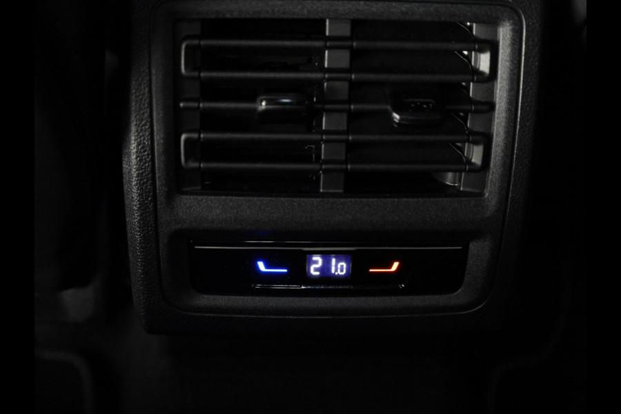 Volkswagen Golf variant R-Line Edition 1.5 eTSI 85 kW/116 pk Variant DSG | Private lease vanaf € 739,- pm |Matrix koplampen | 18 "LM velgen | Assistentie pakket |