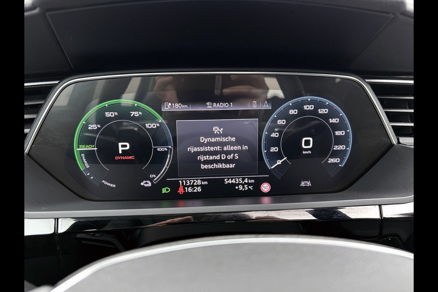 Audi e-tron E-tron 50 quattro Launch edition plus 71 kWh (PANORAMADAK, Soh 97%, MEMORY SEATS, STOELVERWARMING, CARPLAY)