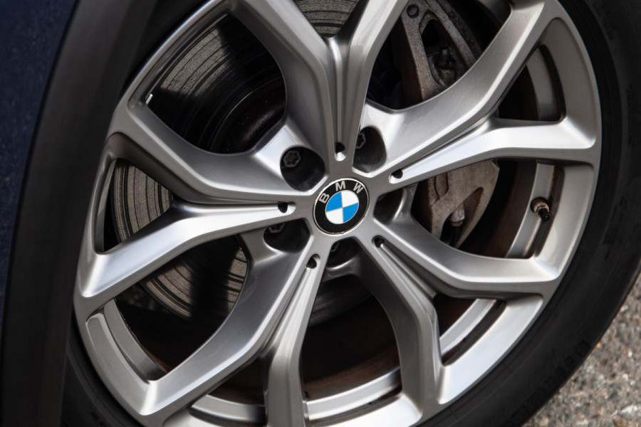 BMW X5 xDrive45e Executive 360 CAMERA / BRUIN LEER / LED / KEYLESS / STOELVERWARMING / LEER