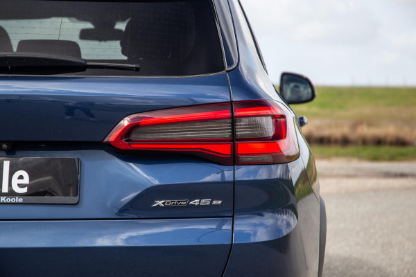 BMW X5 xDrive45e Executive 360 CAMERA / BRUIN LEER / LED / KEYLESS / STOELVERWARMING / LEER