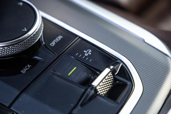 BMW X5 xDrive45e Executive 360 CAMERA / BRUIN LEER / LED / KEYLESS / STOELVERWARMING / LEER