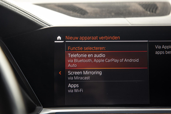 BMW X5 xDrive45e High Executive M PAKKET / BRUIN LEER / DIAMAND POOK / STOEL VERWARMING / CAMERA