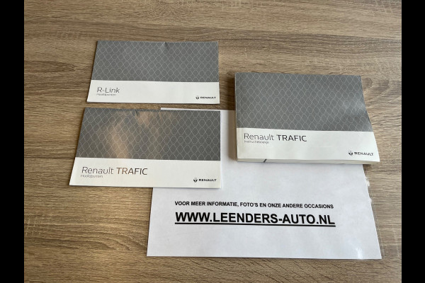 Renault Trafic Met Laadklep! 2.0 dCi 120 T29 L2H1 Comfort 3Persoons, Airco Navigatie Cruisecontrol NEDERLANDSE BUS! RIJKLAARPRIJS!