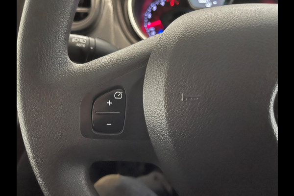 Renault Trafic Met Laadklep! 2.0 dCi 120 T29 L2H1 Comfort 3Persoons, Airco Navigatie Cruisecontrol NEDERLANDSE BUS! RIJKLAARPRIJS!