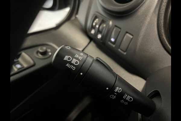 Renault Trafic Met Laadklep! 2.0 dCi 120 T29 L2H1 Comfort 3Persoons, Airco Navigatie Cruisecontrol NEDERLANDSE BUS! RIJKLAARPRIJS!