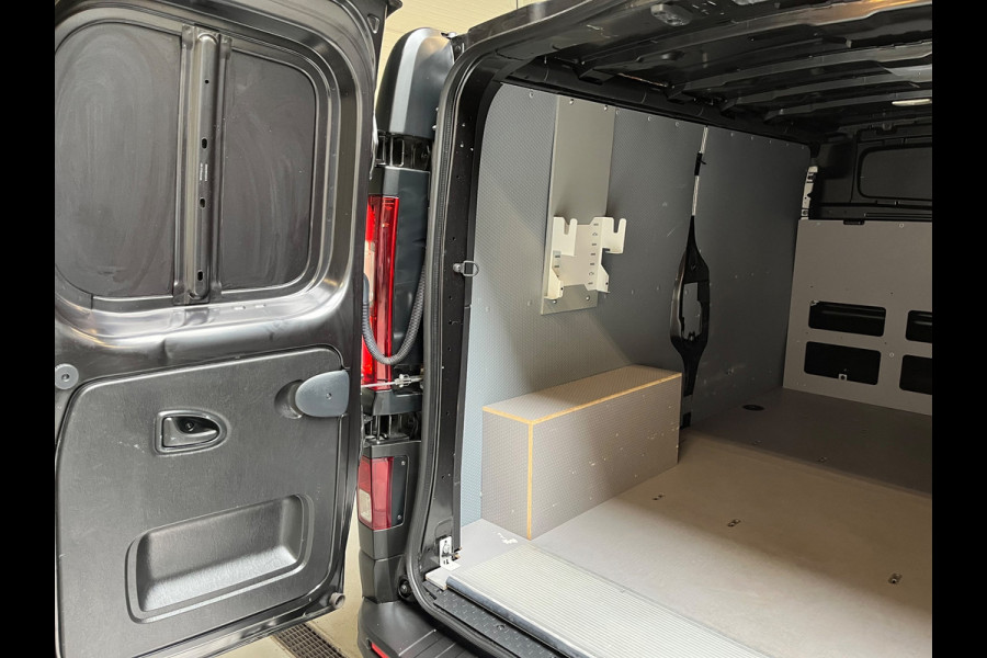 Renault Trafic Met Laadklep! 2.0 dCi 120 T29 L2H1 Comfort 3Persoons, Airco Navigatie Cruisecontrol NEDERLANDSE BUS! RIJKLAARPRIJS!