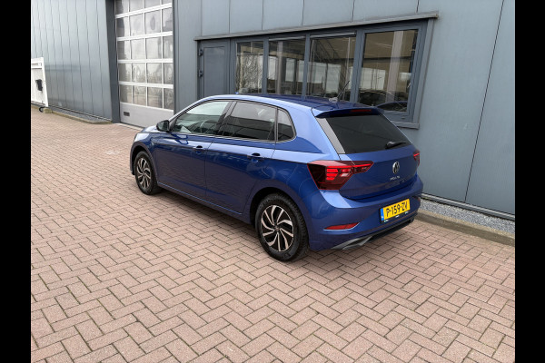 Volkswagen Polo 1.0 TSI Life Business 5-drs. VIRTUAL/CLIMA/ADAPT.CRUISE/NAVI/CARPLAY/PDC/WINTERPACK