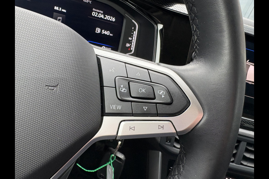 Volkswagen Polo 1.0 TSI Life Business 5-drs. VIRTUAL/CLIMA/ADAPT.CRUISE/NAVI/CARPLAY/PDC/WINTERPACK