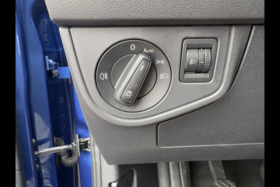 Volkswagen Polo 1.0 TSI Life Business 5-drs. VIRTUAL/CLIMA/ADAPT.CRUISE/NAVI/CARPLAY/PDC/WINTERPACK