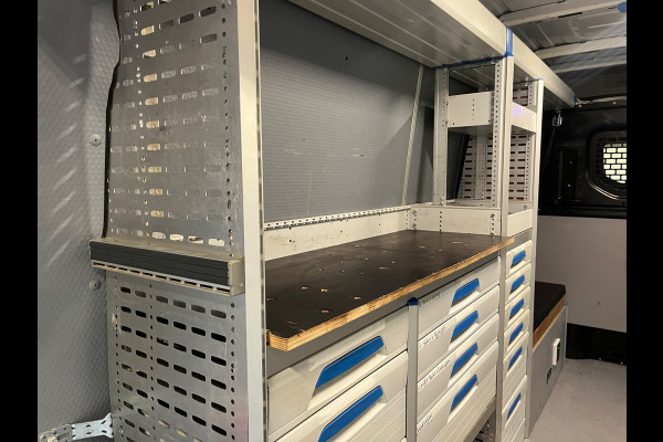 Volkswagen Crafter Werkplaats 35 2.0 TDI 140pk euro6 L3H3 Highline Servicewagen Sortimo Standkachel v230 Trekhaak RIJKLAARPRIJS!