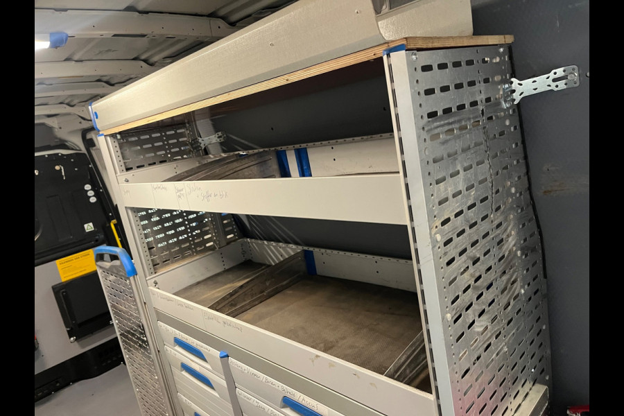 Volkswagen Crafter Werkplaats 35 2.0 TDI 140pk euro6 L3H3 Highline Servicewagen Sortimo Standkachel v230 Trekhaak RIJKLAARPRIJS!