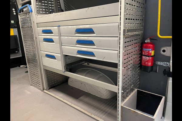 Volkswagen Crafter Werkplaats 35 2.0 TDI 140pk euro6 L3H3 Highline Servicewagen Sortimo Standkachel v230 Trekhaak RIJKLAARPRIJS!