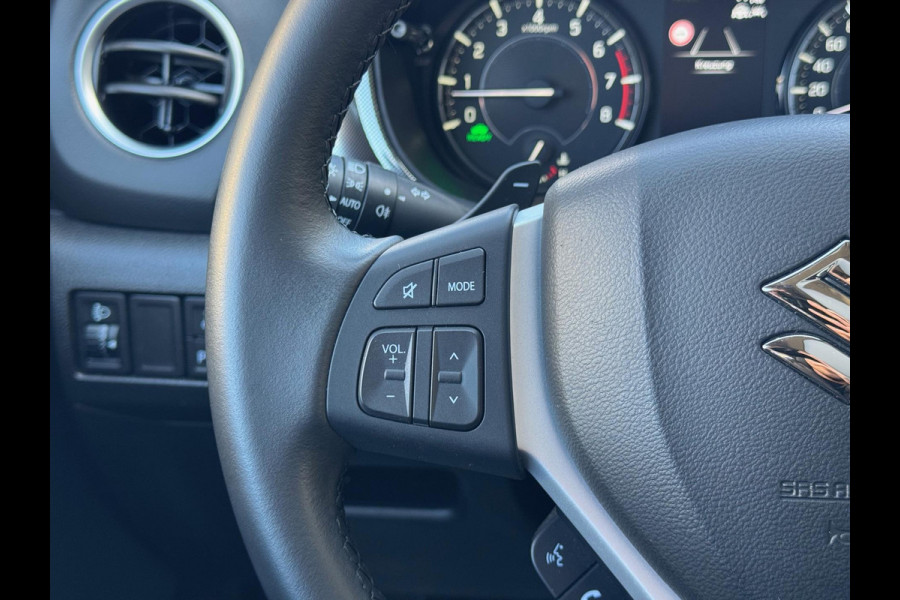 Suzuki Vitara 1.5 Hybrid Automaat Style | Panoramadak, Parkeersensoren, Stoelverwarming, Keyless, Parkeercamera