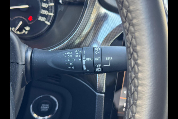 Suzuki Vitara 1.5 Hybrid Automaat Style | Panoramadak, Parkeersensoren, Stoelverwarming, Keyless, Parkeercamera