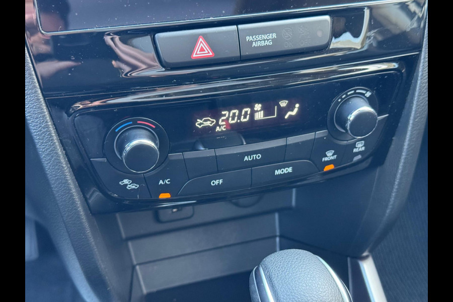 Suzuki Vitara 1.5 Hybrid Automaat Style | Panoramadak, Parkeersensoren, Stoelverwarming, Keyless, Parkeercamera