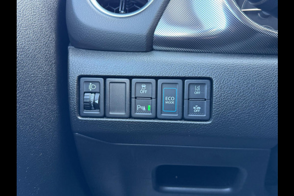 Suzuki Vitara 1.5 Hybrid Automaat Style | Panoramadak, Parkeersensoren, Stoelverwarming, Keyless, Parkeercamera