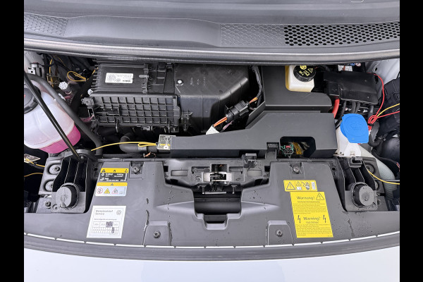 Volkswagen ID.3 First 62kWh Trekhaak Adap.Cruise Apple Carplay Android Navi Ecc Pdc Bluetooth Keyless Led Rijstrooksensor IQ Drive Stoel+Stuurverwarming SOH 90% 1e Eigenaar Origineel Nederlandse Auto