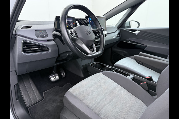 Volkswagen ID.3 First 62kWh Trekhaak Adap.Cruise Apple Carplay Android Navi Ecc Pdc Bluetooth Keyless Led Rijstrooksensor IQ Drive Stoel+Stuurverwarming SOH 90% 1e Eigenaar Origineel Nederlandse Auto
