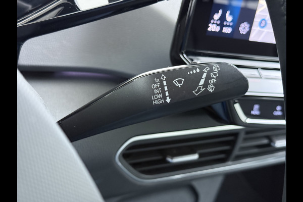 Volkswagen ID.3 First 62kWh Trekhaak Adap.Cruise Apple Carplay Android Navi Ecc Pdc Bluetooth Keyless Led Rijstrooksensor IQ Drive Stoel+Stuurverwarming SOH 90% 1e Eigenaar Origineel Nederlandse Auto
