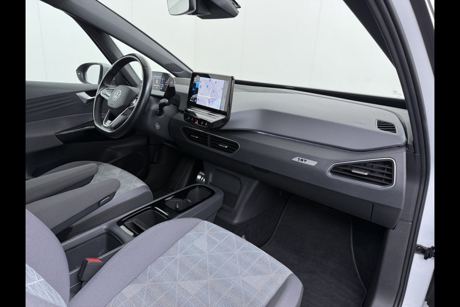 Volkswagen ID.3 First 62kWh Trekhaak Adap.Cruise Apple Carplay Android Navi Ecc Pdc Bluetooth Keyless Led Rijstrooksensor IQ Drive Stoel+Stuurverwarming SOH 90% 1e Eigenaar Origineel Nederlandse Auto