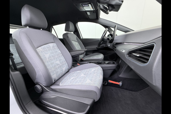 Volkswagen ID.3 First 62kWh Trekhaak Adap.Cruise Apple Carplay Android Navi Ecc Pdc Bluetooth Keyless Led Rijstrooksensor IQ Drive Stoel+Stuurverwarming SOH 90% 1e Eigenaar Origineel Nederlandse Auto