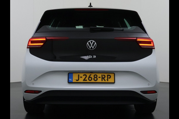 Volkswagen ID.3 First 62kWh Trekhaak Adap.Cruise Apple Carplay Android Navi Ecc Pdc Bluetooth Keyless Led Rijstrooksensor IQ Drive Stoel+Stuurverwarming SOH 90% 1e Eigenaar Origineel Nederlandse Auto