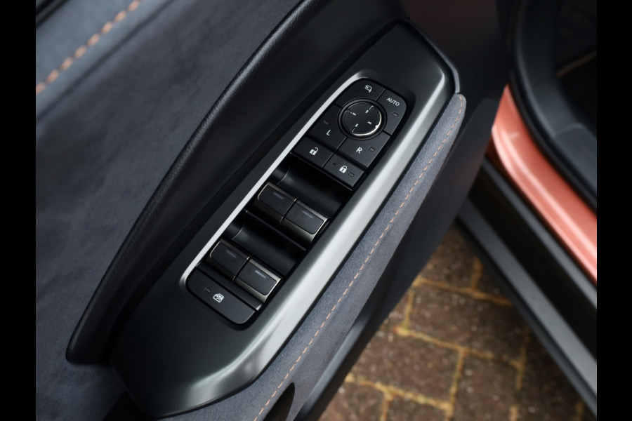 Lexus LBX Cool 2WD | Advanced Pack | Mark Levinson | 360 Camera | Head-Up