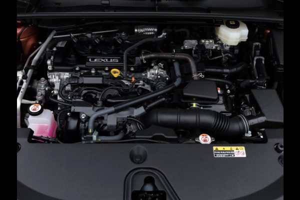 Lexus LBX Cool 2WD | Advanced Pack | Mark Levinson | 360 Camera | Head-Up