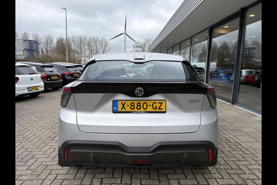 MG Mg4 electric Standard 51 kWh | Carplay | Parkeersensoren