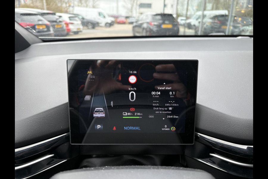 MG Mg4 electric Standard 51 kWh | Carplay | Parkeersensoren