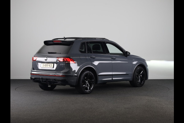 Volkswagen Tiguan 1.4 TSI eHybrid R-Line Business+ 245 pk Automaat (DSG) | Verlengde garantie | Navigatie | Panoramadak | Trekhaak (afneembaar) | Parkeersensoren (Park assist) | Achteruitrijcamera | Stoelverwarming |