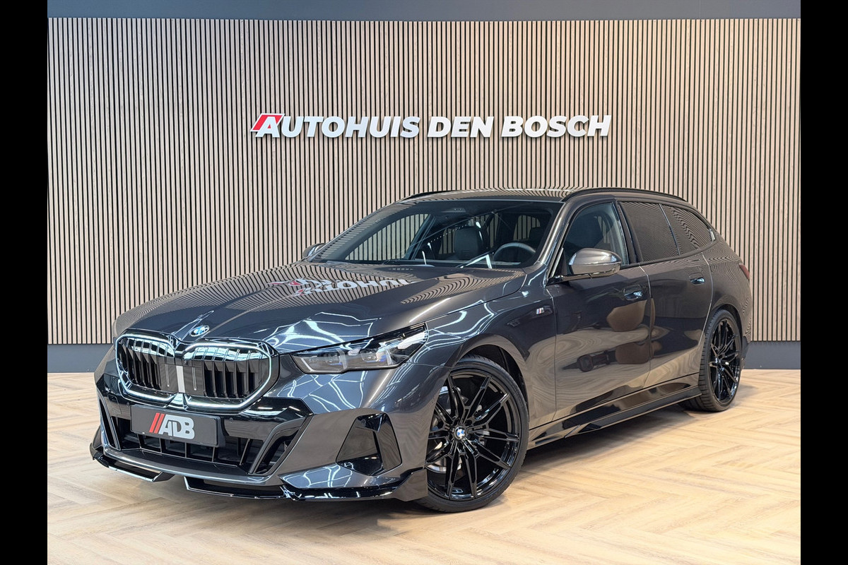 BMW 5 Serie Touring 520i M Sport Pro - Pano - HK - Memory