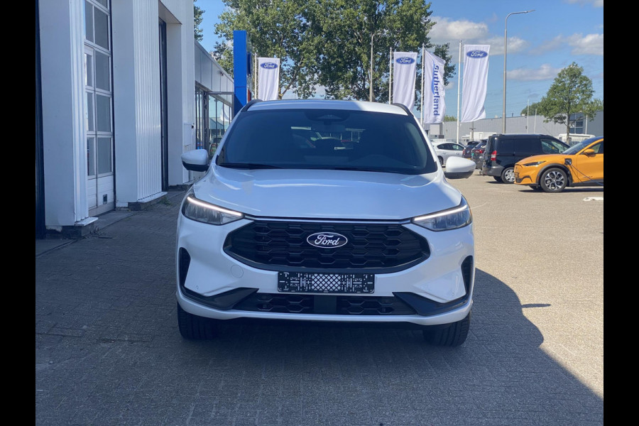 Ford Kuga 2.5 PHEV ST-Line 243 pk | Driver Assistance Pack | Wegklapbare trekhaak | 2.100 kg trekgewicht! | Winterpakket | 19 inch Licht metalen Velgen | €6.000,- prijsvoordeel!